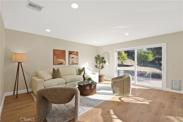 19974 Tracy Court, Canyon Country, CA 91351