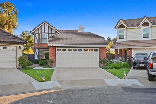 19974 Tracy Court, Canyon Country, CA 91351