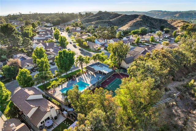 19974 Tracy Court, Canyon Country, CA 91351
