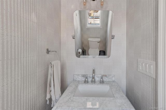 90 Roundtree Court, Beacon, NY 12508