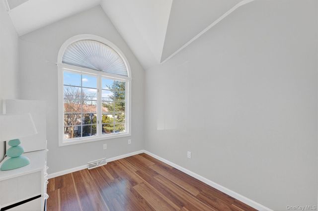 90 Roundtree Court, Beacon, NY 12508