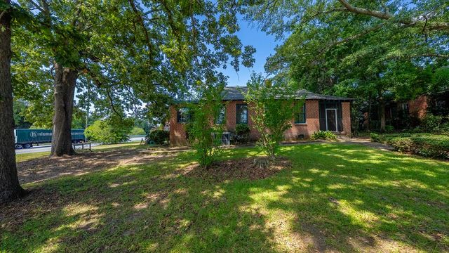 3105 Woodlawn Avenue, Columbus, GA 31904