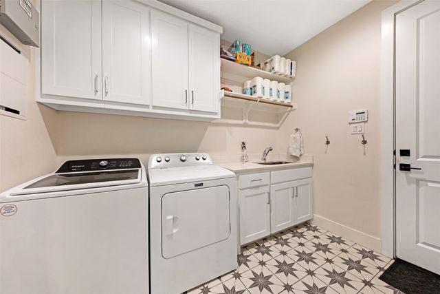 813 Dogwood Trail, Aubrey, TX 76227