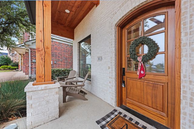 813 Dogwood Trail, Aubrey, TX 76227