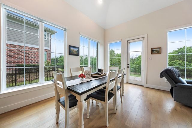 813 Dogwood Trail, Aubrey, TX 76227