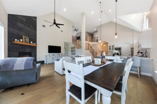 813 Dogwood Trail, Aubrey, TX 76227