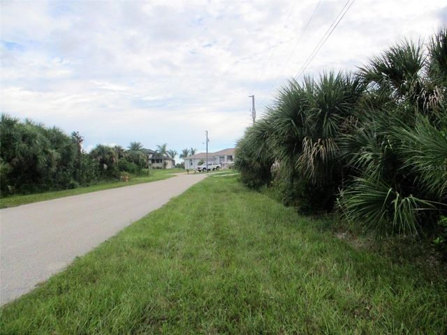 10526 RAINSVILLE STREET, Port Charlotte, FL 33981