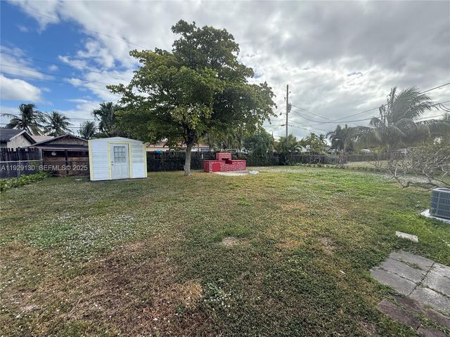 19401 NE 1st Ave, Miami, FL 33179