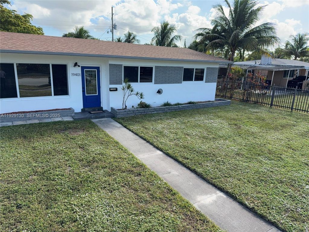 19401 NE 1st Ave, Miami, FL 33179
