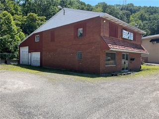 1078 Long Run Rd, Mckeesport, PA 15132