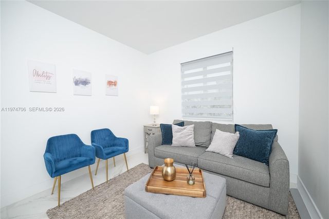 10366 NW 68th Ter 0, Doral, FL 33178