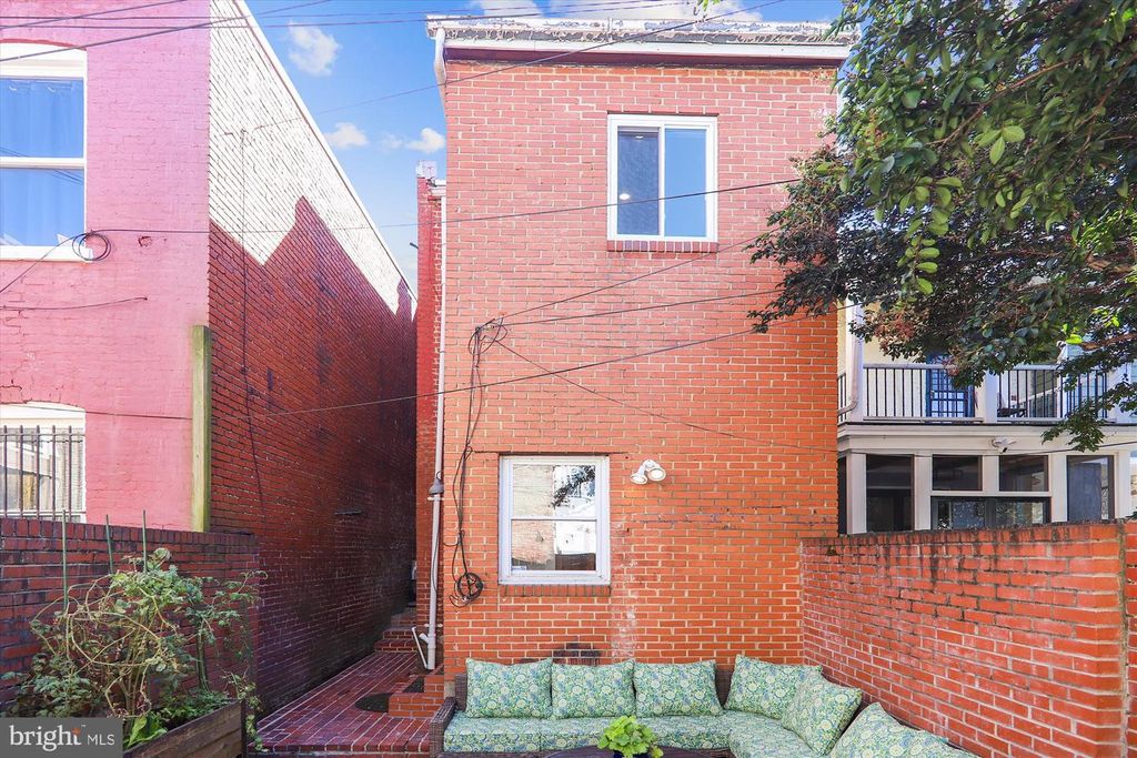 1414 NORTH CAROLINA AVE NE, Washington, DC 20002