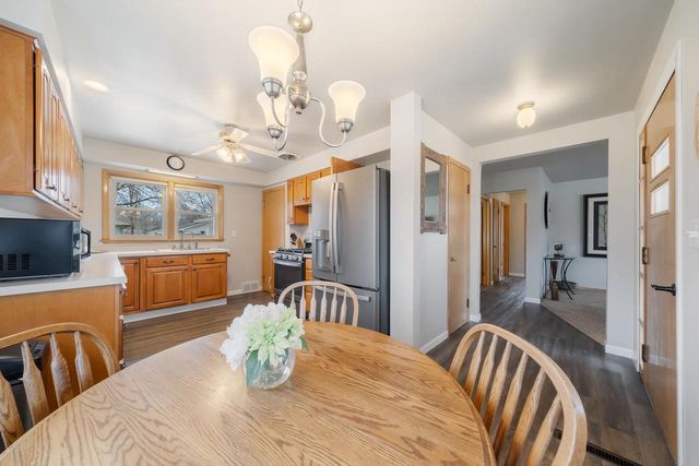 728 BUCHANAN STREET, Little Chute, WI 54140