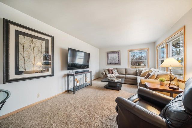 728 BUCHANAN STREET, Little Chute, WI 54140