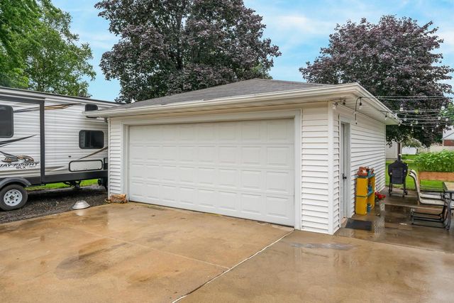 728 BUCHANAN STREET, Little Chute, WI 54140