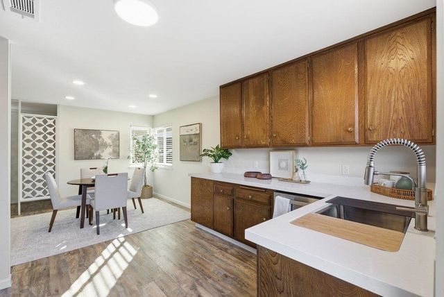 5251 5251 Peony Dr, Livermore, CA 94551