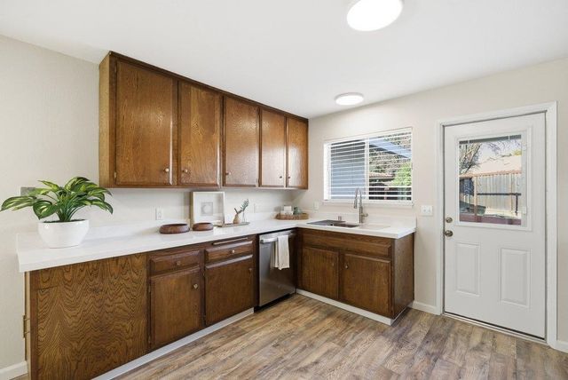 5251 5251 Peony Dr, Livermore, CA 94551