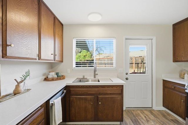 5251 5251 Peony Dr, Livermore, CA 94551