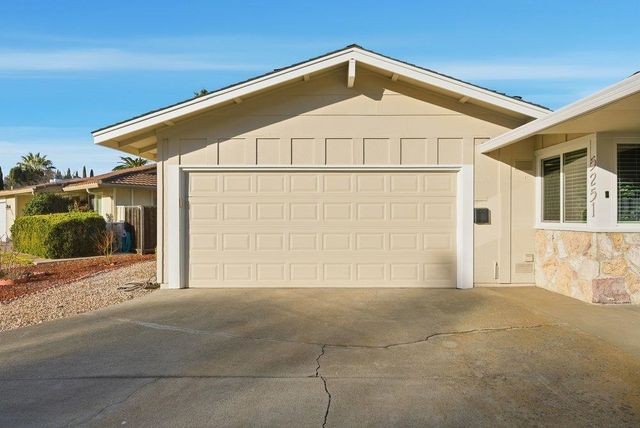 5251 5251 Peony Dr, Livermore, CA 94551