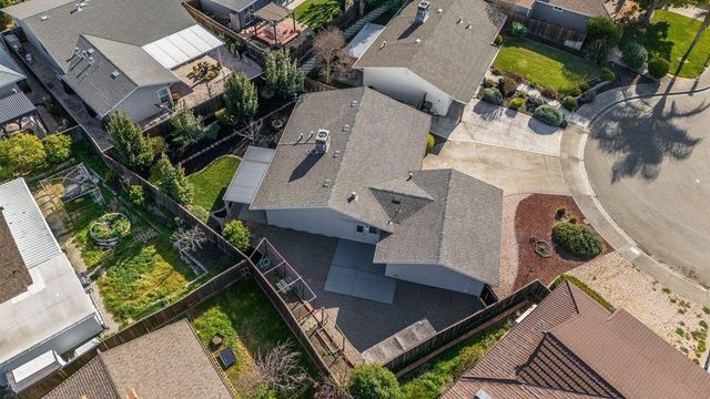 5251 5251 Peony Dr, Livermore, CA 94551