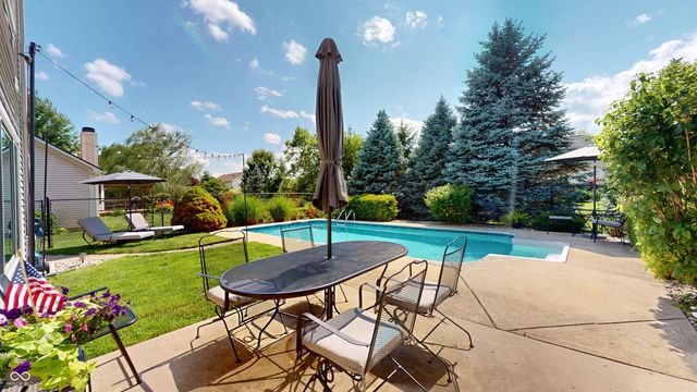 1176 Newark Court, Greenwood, IN 46143