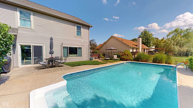 1176 Newark Court, Greenwood, IN 46143