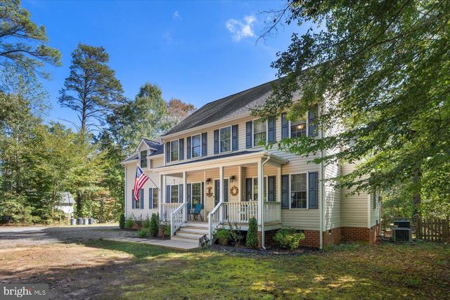 100 HEMLOCK LN, Mineral, VA 23117