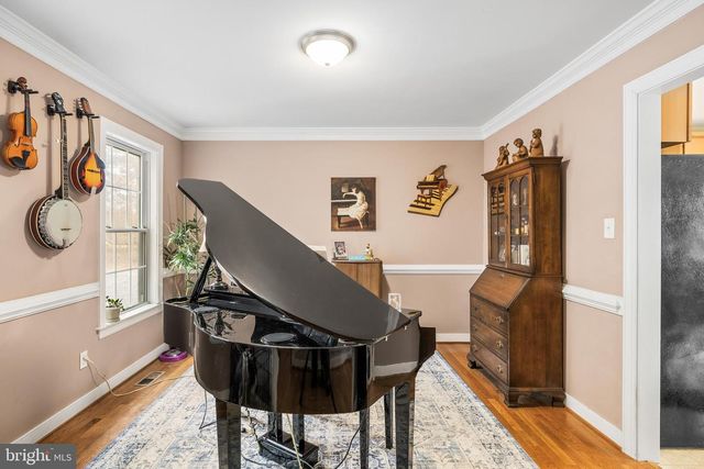 100 HEMLOCK LN, Mineral, VA 23117