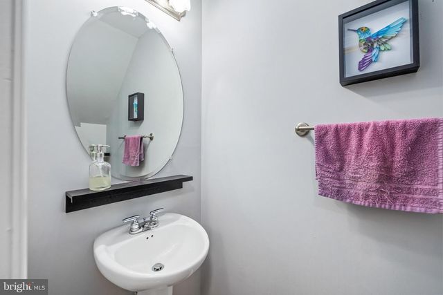 100 HEMLOCK LN, Mineral, VA 23117