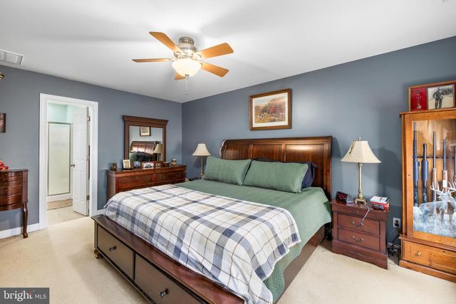 100 HEMLOCK LN, Mineral, VA 23117