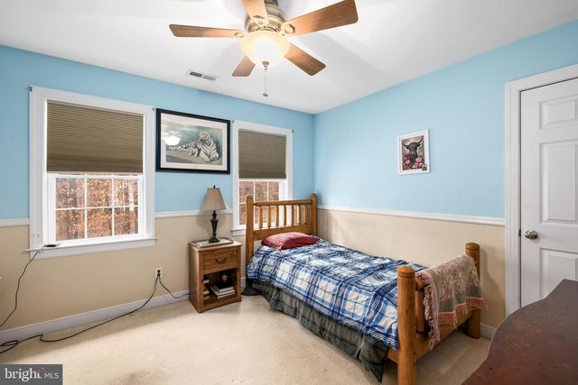 100 HEMLOCK LN, Mineral, VA 23117