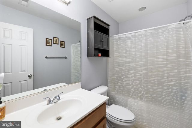 100 HEMLOCK LN, Mineral, VA 23117