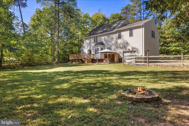 100 HEMLOCK LN, Mineral, VA 23117