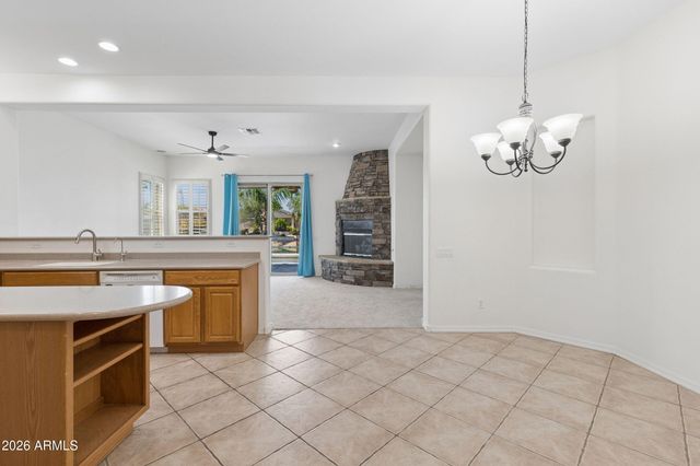662 E Torrey Pines Place, Chandler, AZ 85249