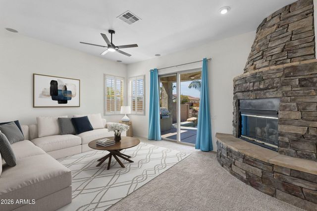 662 E Torrey Pines Place, Chandler, AZ 85249