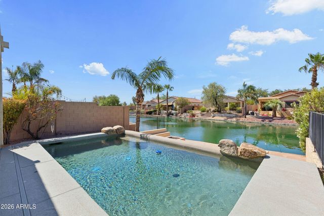 662 E Torrey Pines Place, Chandler, AZ 85249