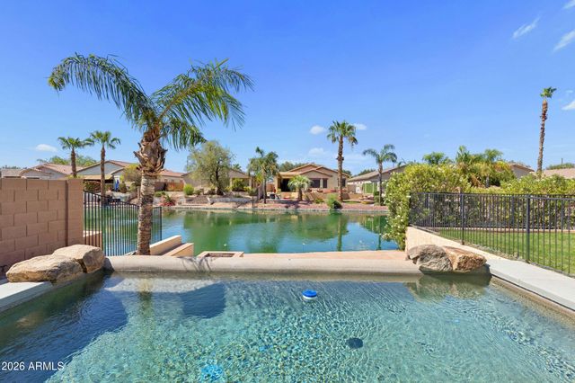 662 E Torrey Pines Place, Chandler, AZ 85249