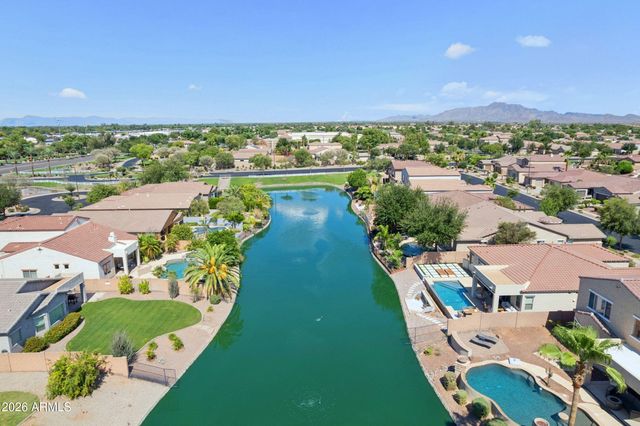 662 E Torrey Pines Place, Chandler, AZ 85249