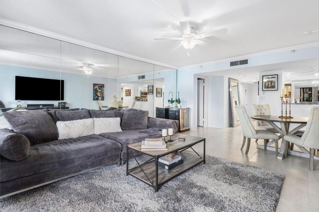 2900 NE 14th Street Cswy 209, Pompano Beach, FL 33062