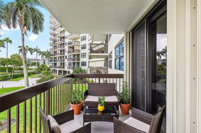 2900 NE 14th Street Cswy 209, Pompano Beach, FL 33062