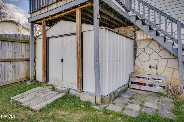 102 Walnut Road, Bristol, TN 37620