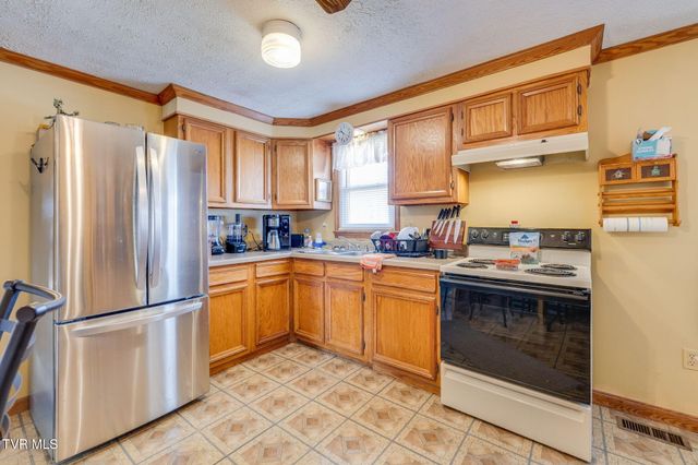 102 Walnut Road, Bristol, TN 37620