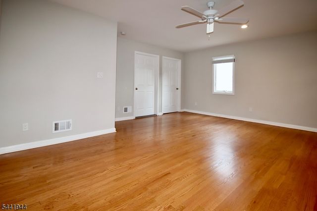 73 Oneida Ave, Oakland Boro, NJ 07436