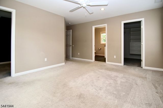 73 Oneida Ave, Oakland Boro, NJ 07436