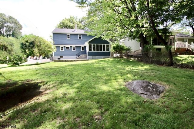73 Oneida Ave, Oakland Boro, NJ 07436
