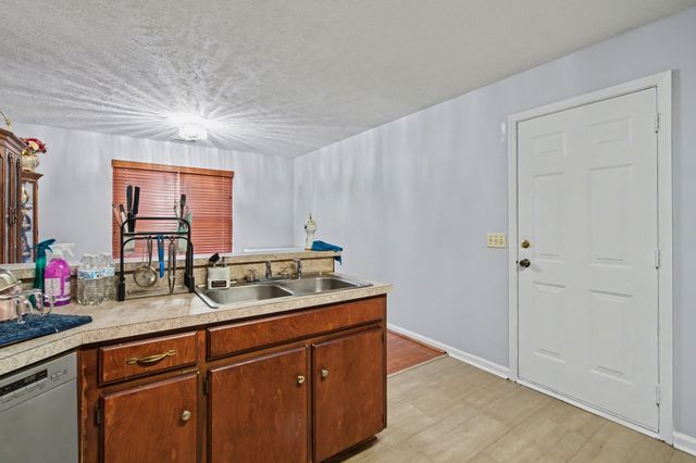 832 Post Oak Dr, Antioch, TN 37013