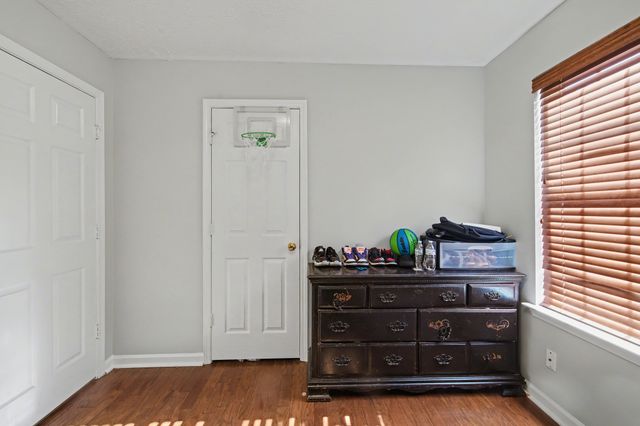 832 Post Oak Dr, Antioch, TN 37013