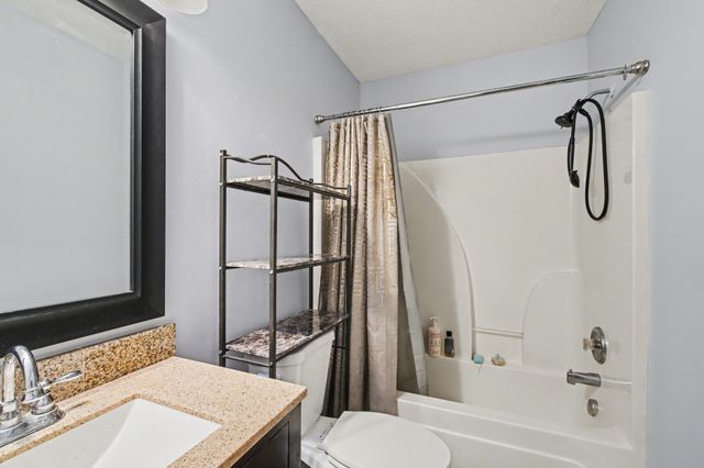 832 Post Oak Dr, Antioch, TN 37013