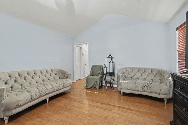 832 Post Oak Dr, Antioch, TN 37013