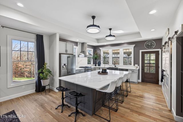 323 Riverview Drive, Crossville, TN 38555